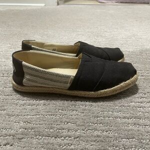 Toms Black Canvas Espadrille Flats